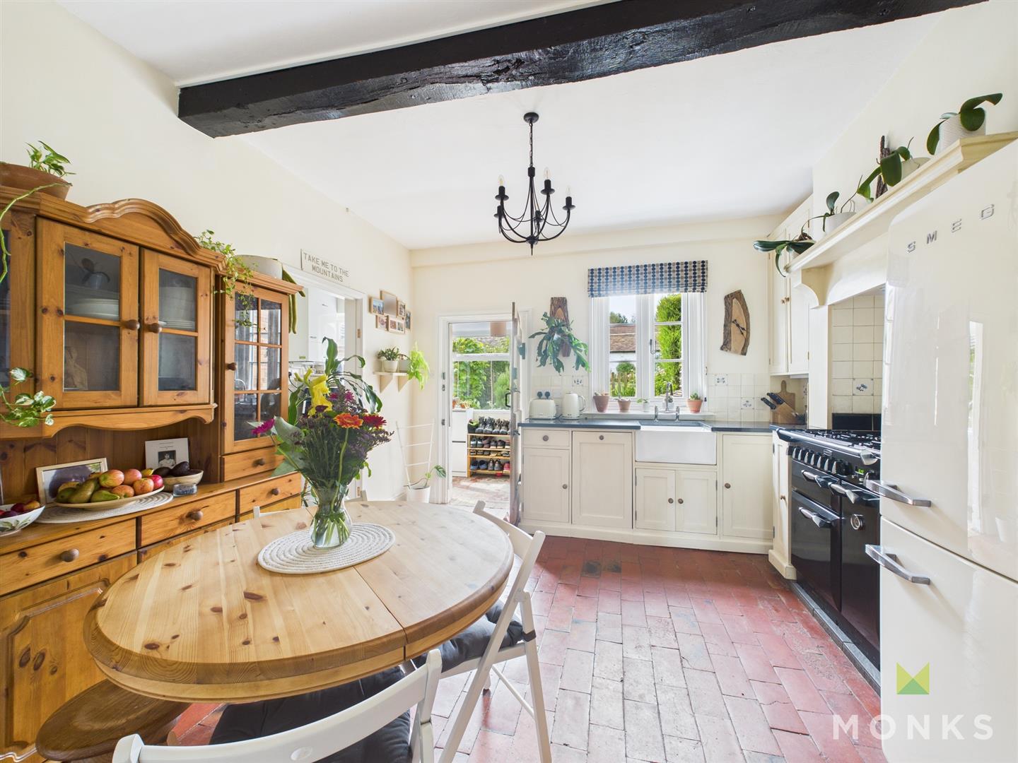 3 Model Cottages, Shrewsbury, SY4 4BW SSTC 3 Model Cottages, Shrewsbury, SY4 4BW SSTC